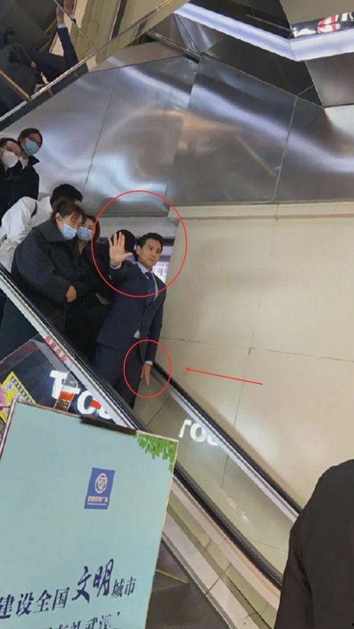 彭于晏爆料最新动态图片,揭秘生活点滴，展现真实自我